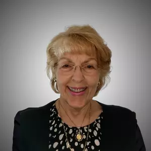 DR. NANCY BROWN